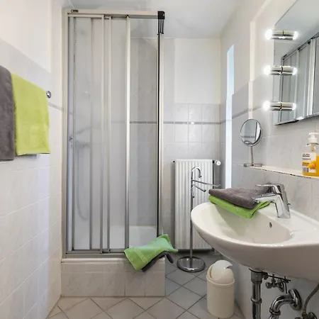 Parma 1-zimmer-apartment Pamir 아파트 *